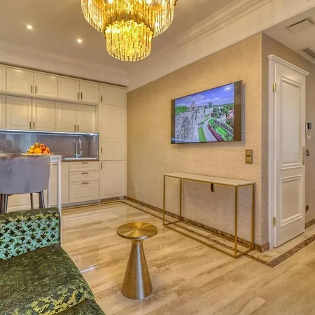 Szeredi דירה אגר